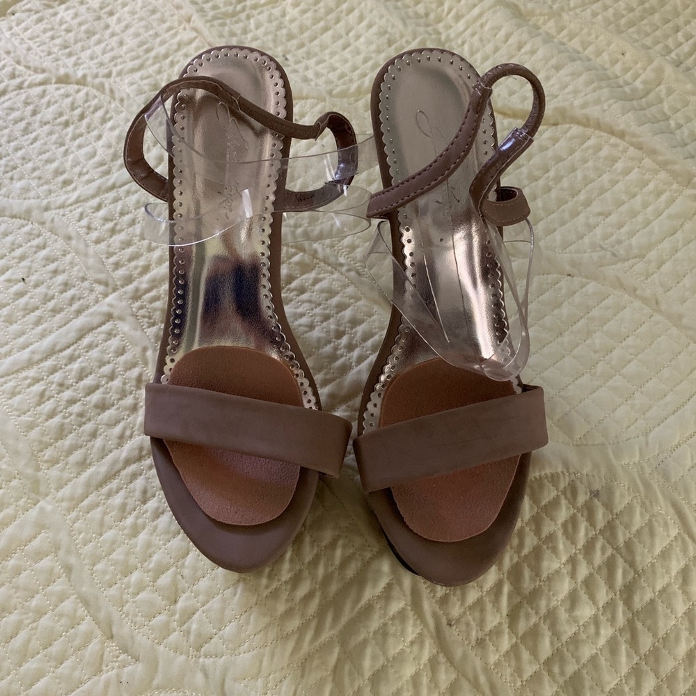 Jonathan Kayne heels